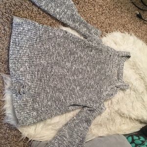 Hollister sweater sz S